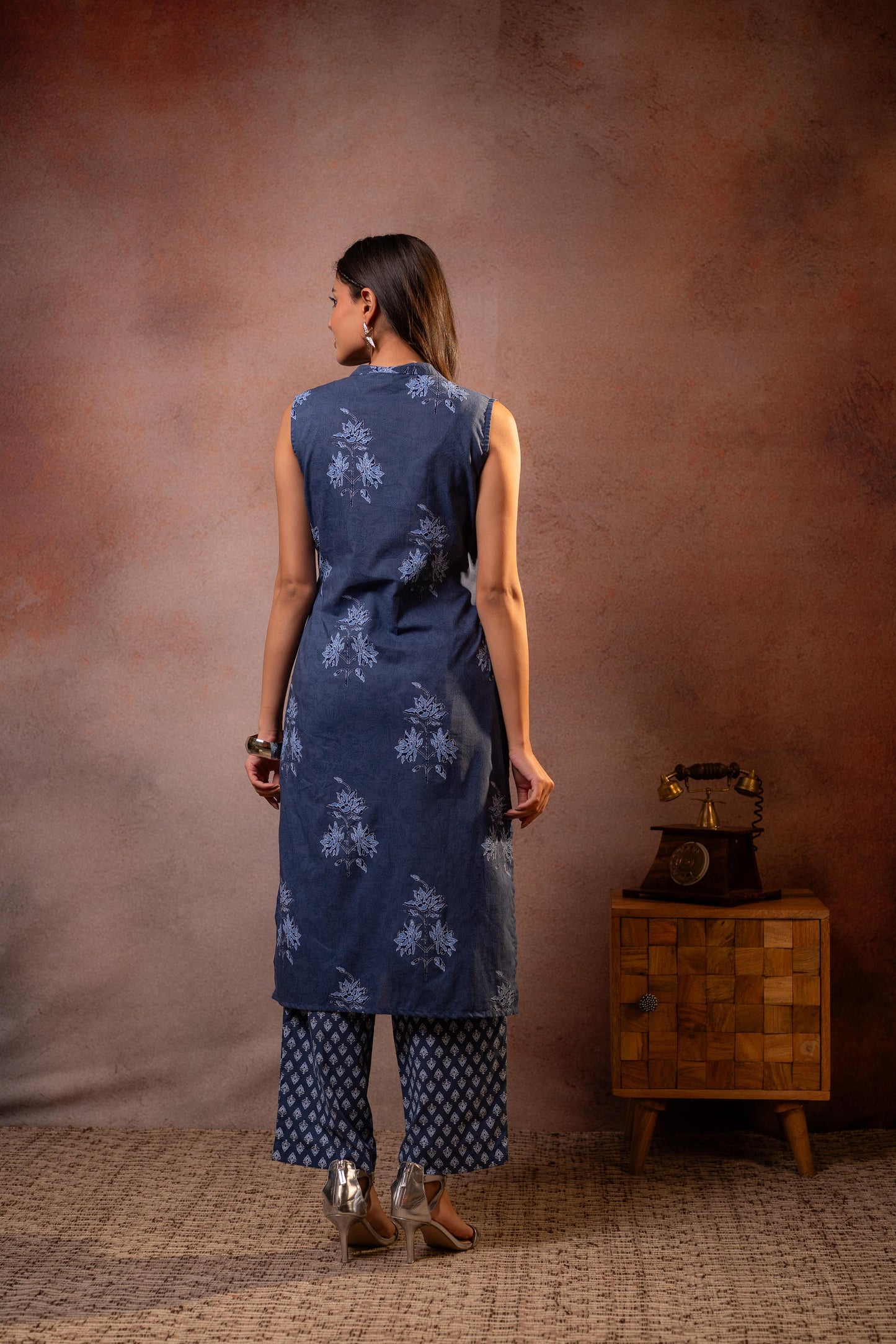 Indigo Vana Sleeveless Heritage Kurta Set