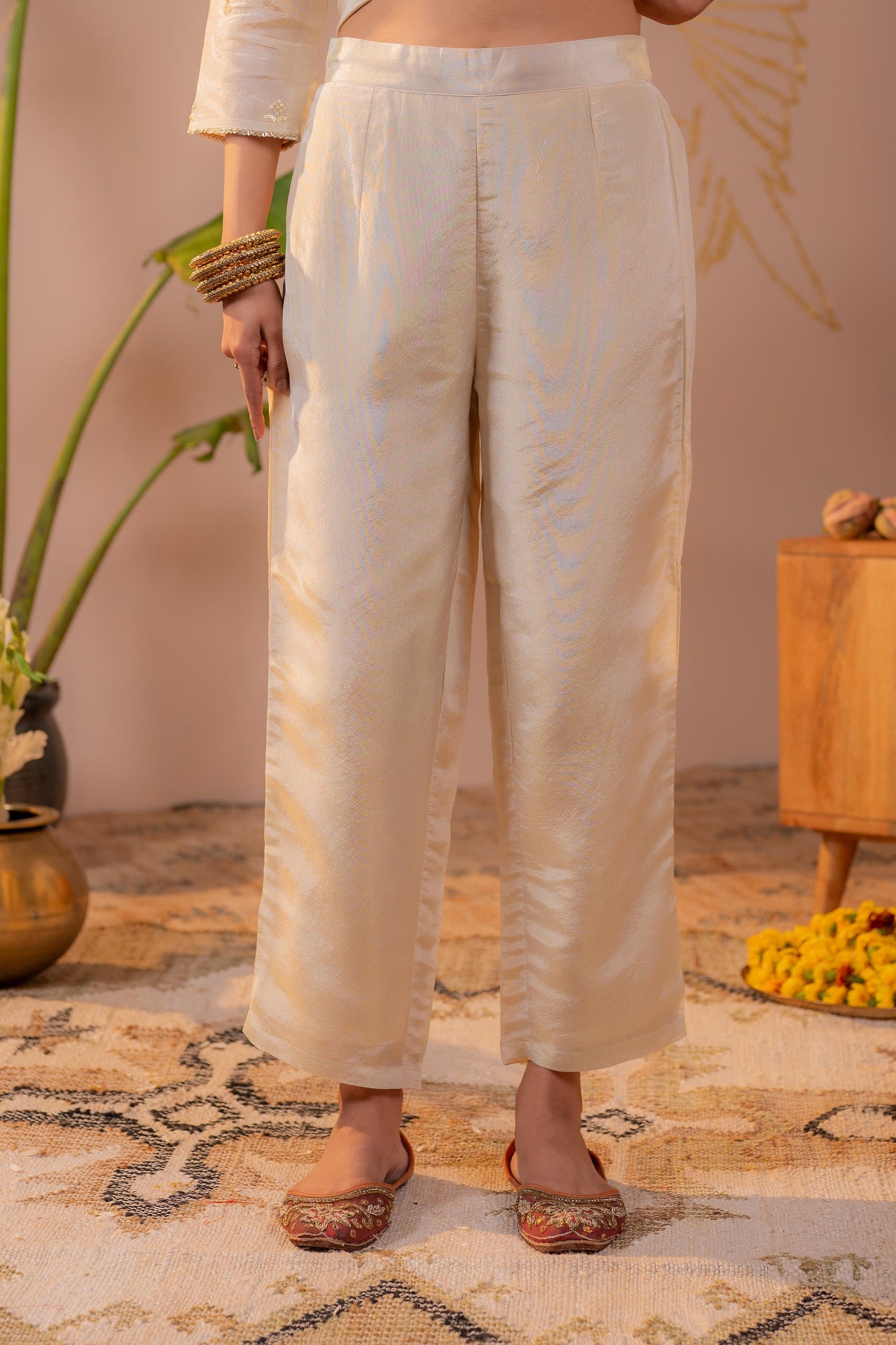 Off-White Kurta Set with  Maroon Gold Buti Dupatta