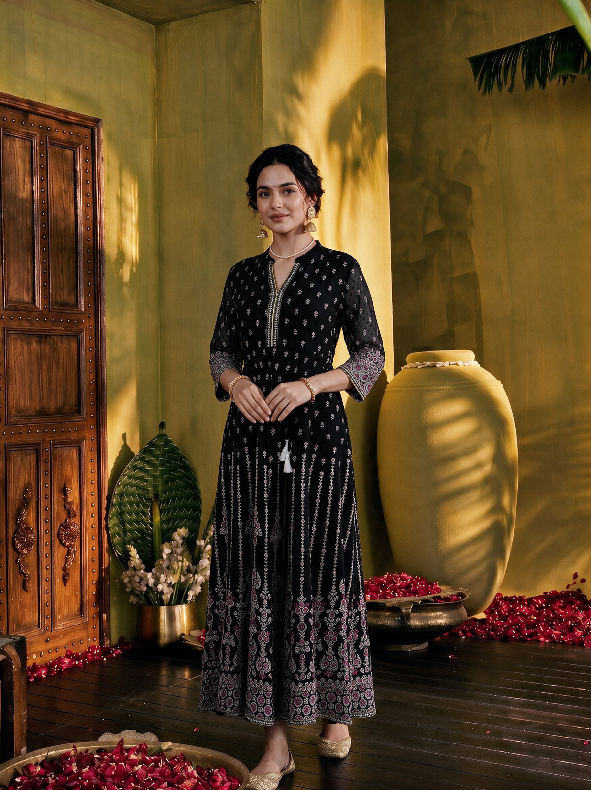 Juniper Women Black Longdress & Dori