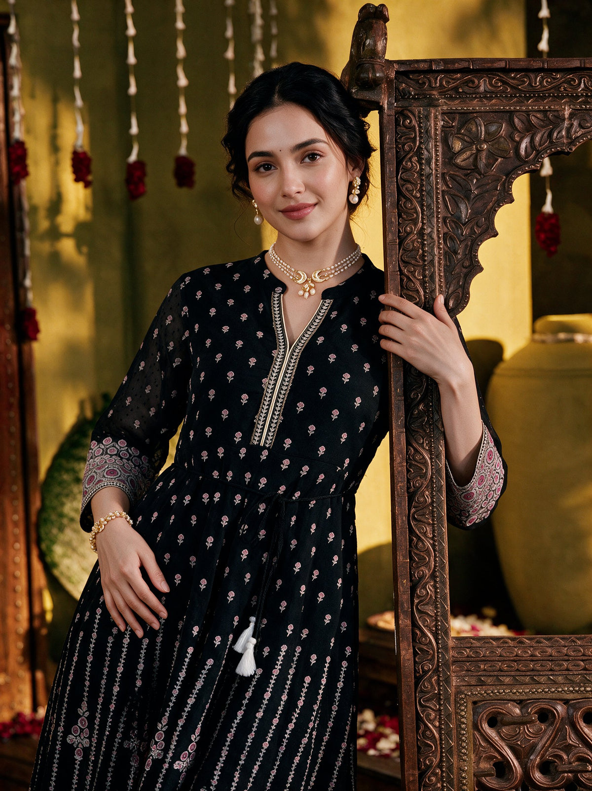 Juniper Women Black Longdress & Dori
