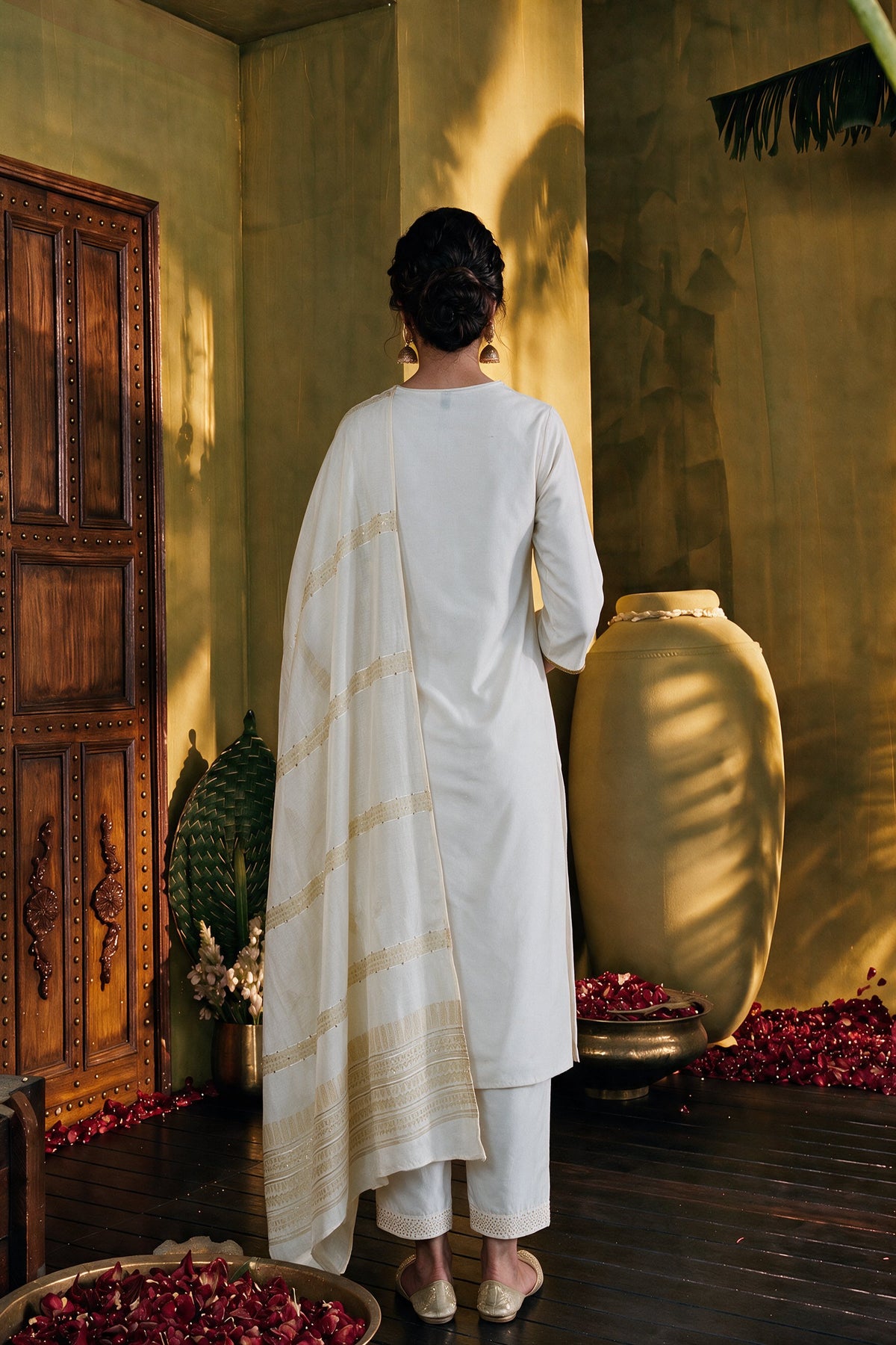 Juniper Women Offwhite Kurta Pant & Dupatta