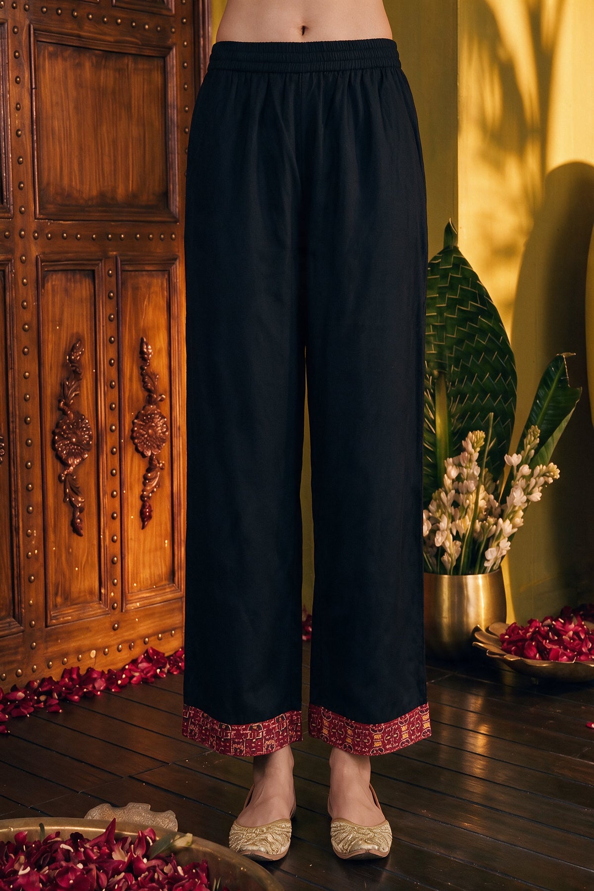 Juniper Women Maroon Kurta Palazzo & Dupatta