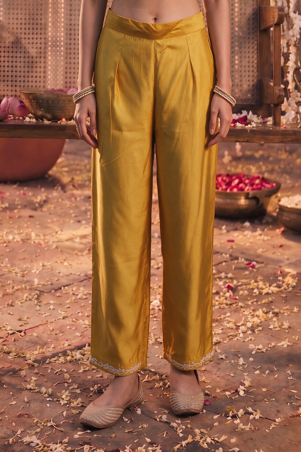Juniper Women Mustard Kurta & Pant