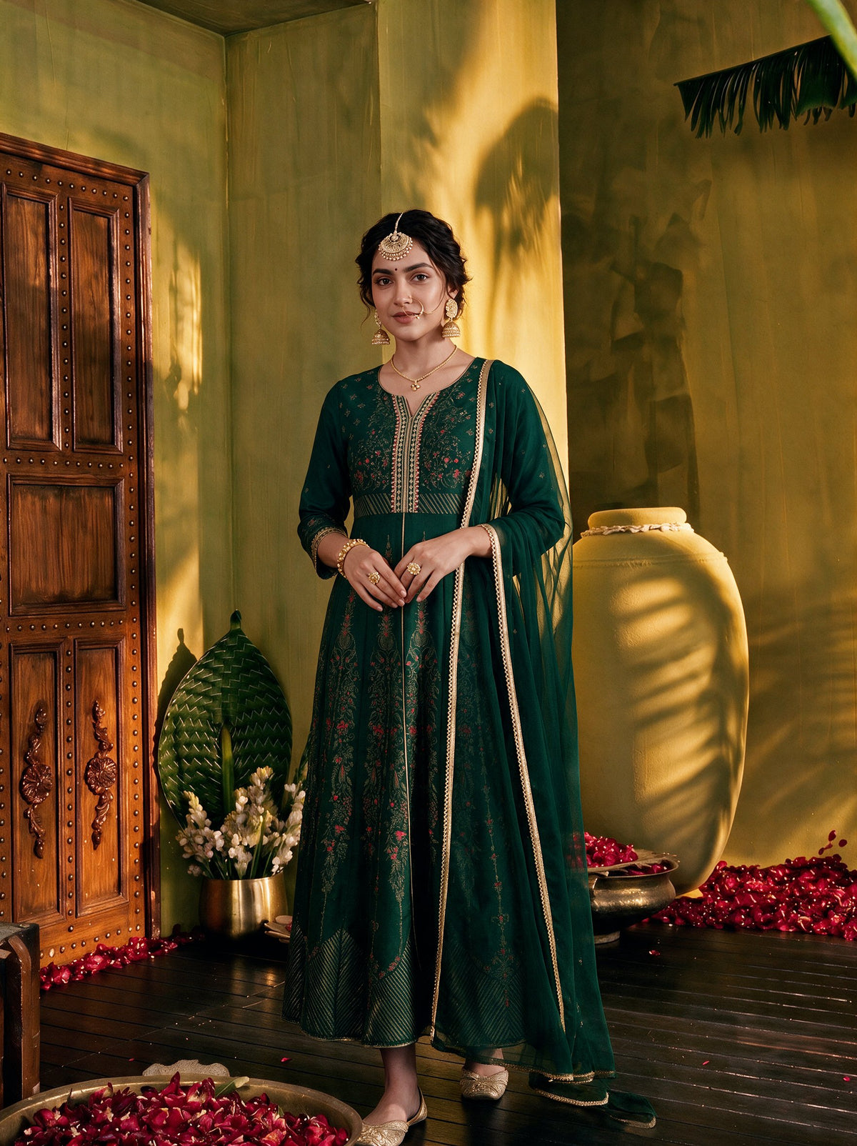 Juniper Women Jadegreen Longdress & Dupatta