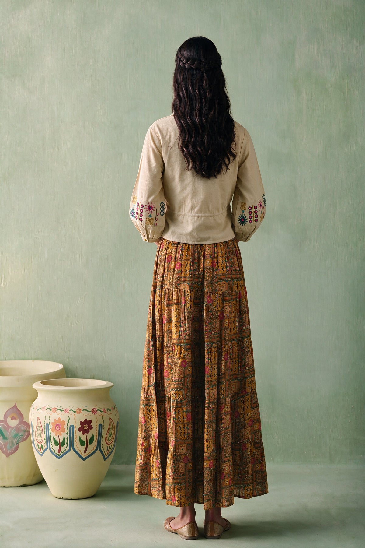 Juniper Women Offwhite Top & Skirt